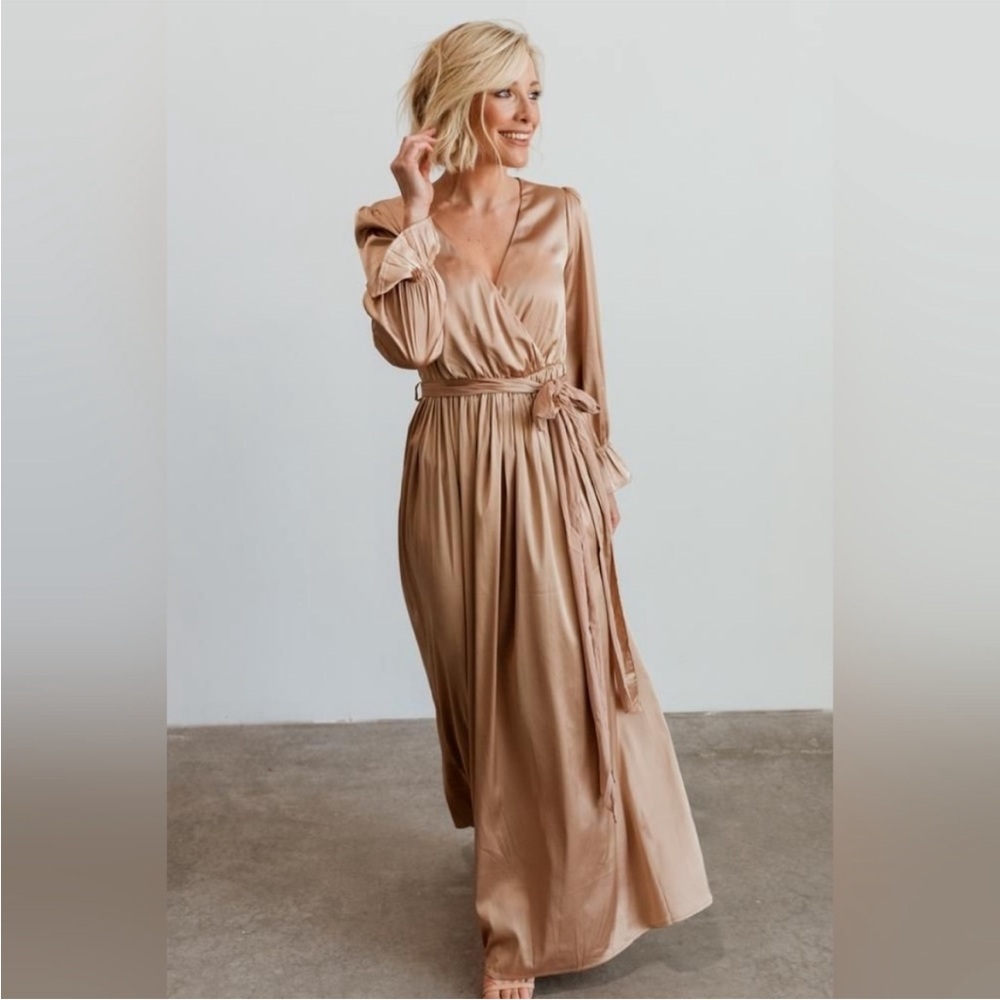 BALTIC BORN holly satin effect maxi dress gown long sleeves champagne size S
